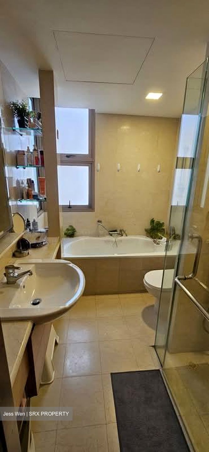 Palm Grove Condominium (D19), Condominium #553303521